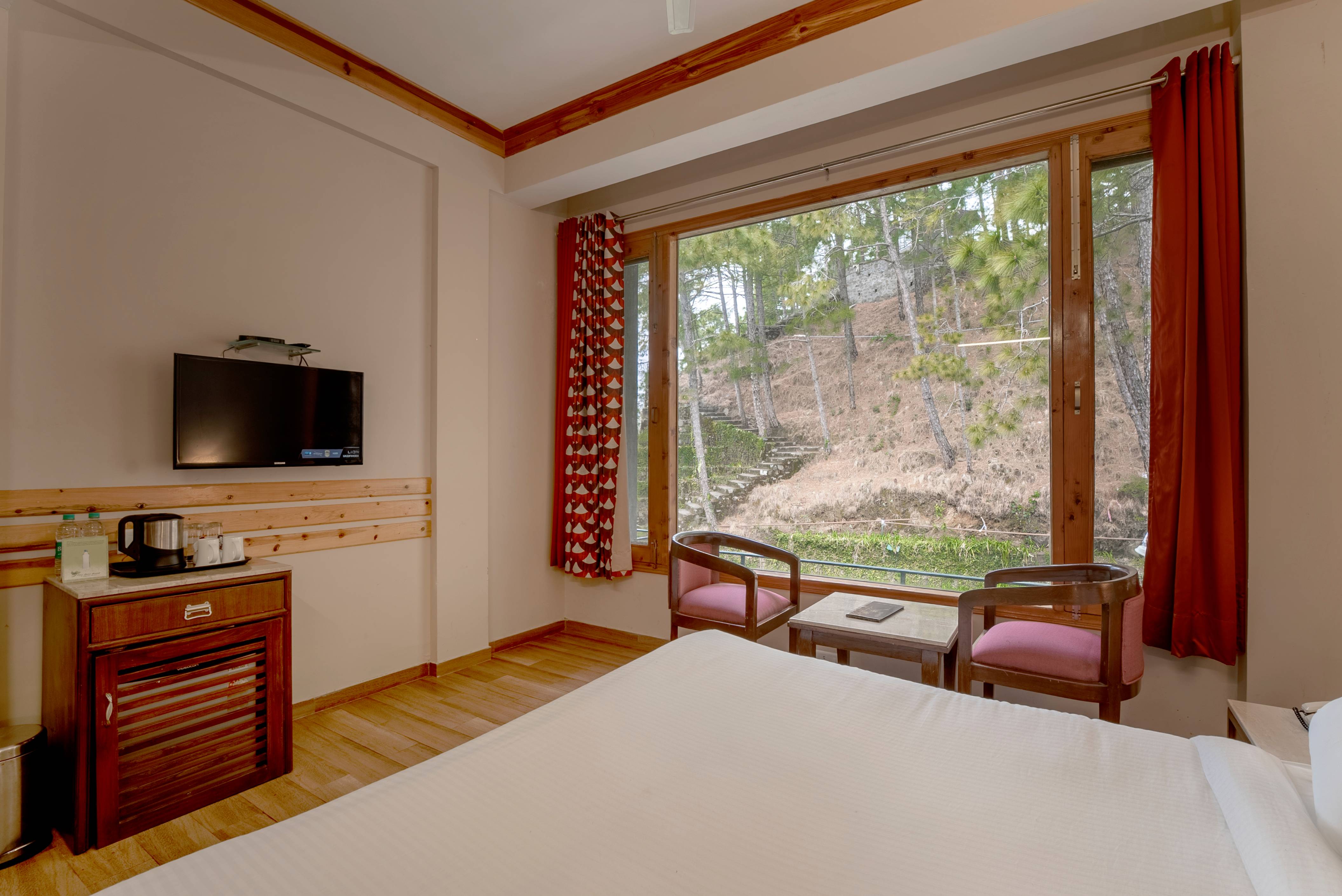 Premium Room With Mountain Facing